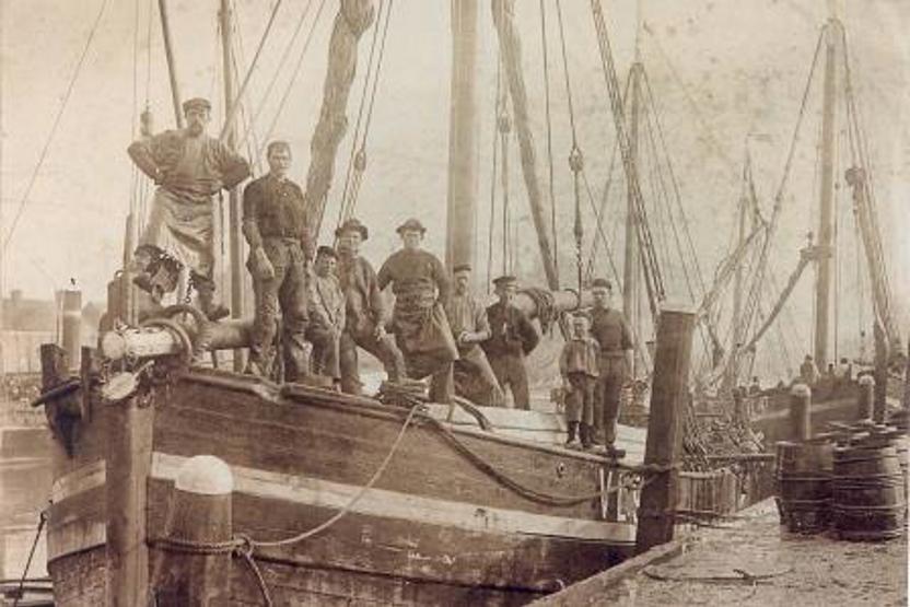 Bemanning van een zeillogger uit Vlaardingen (Collectie Museum Vlaardingen)